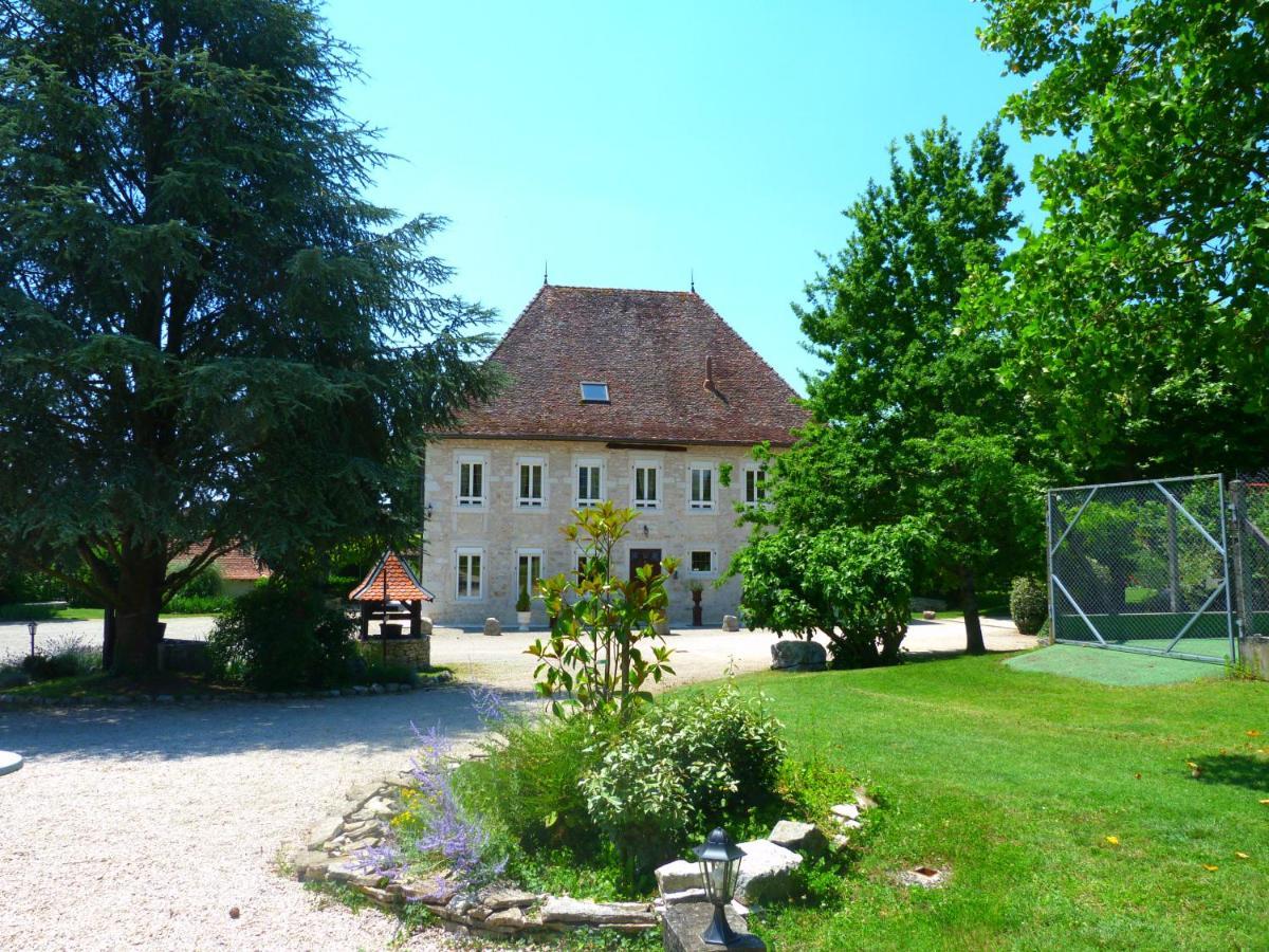 Domaine Du Manoir Panzió Les Avenières Kültér fotó