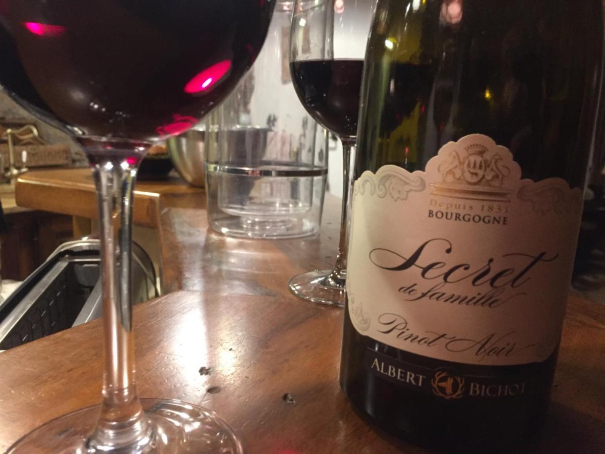 Domaine Du Manoir Panzió Les Avenières Kültér fotó