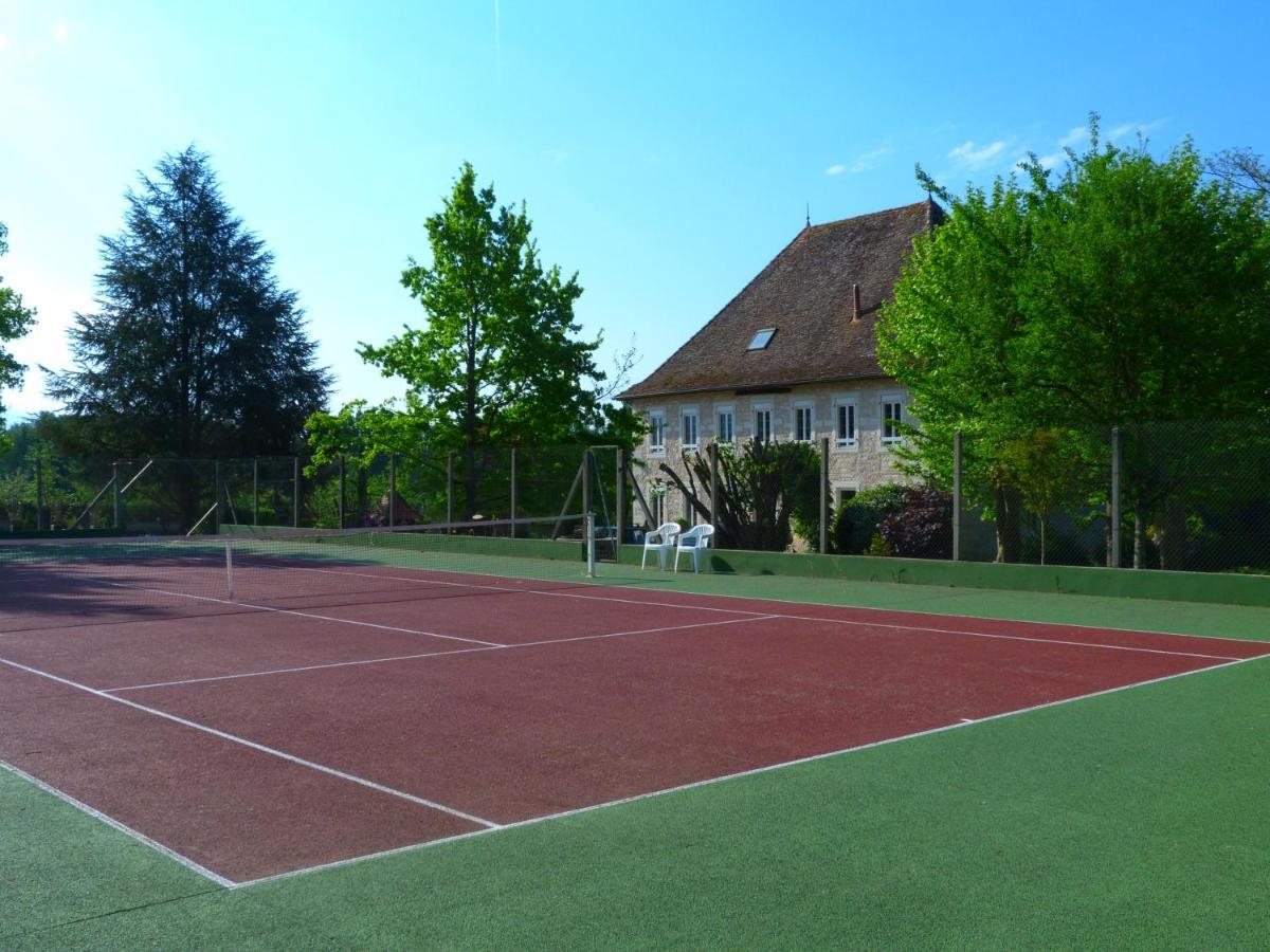 Domaine Du Manoir Panzió Les Avenières Kültér fotó