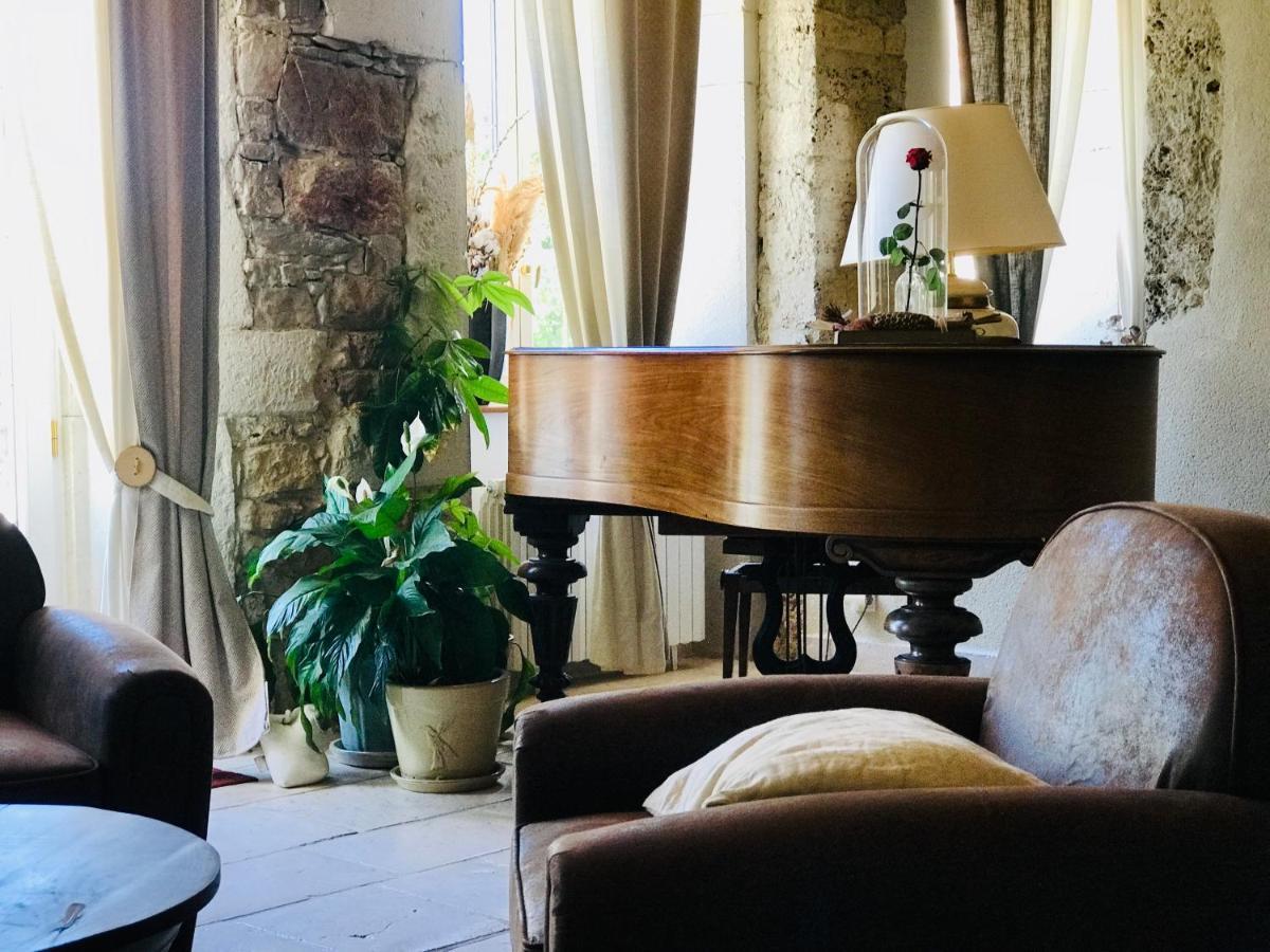 Domaine Du Manoir Panzió Les Avenières Kültér fotó