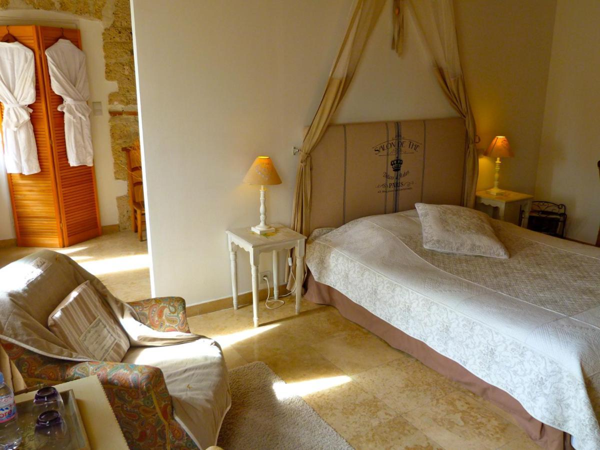 Domaine Du Manoir Panzió Les Avenières Kültér fotó