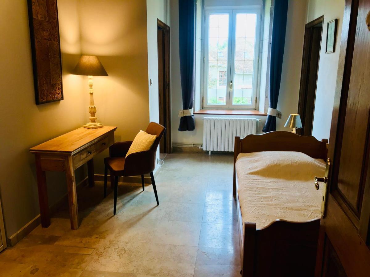 Domaine Du Manoir Panzió Les Avenières Kültér fotó