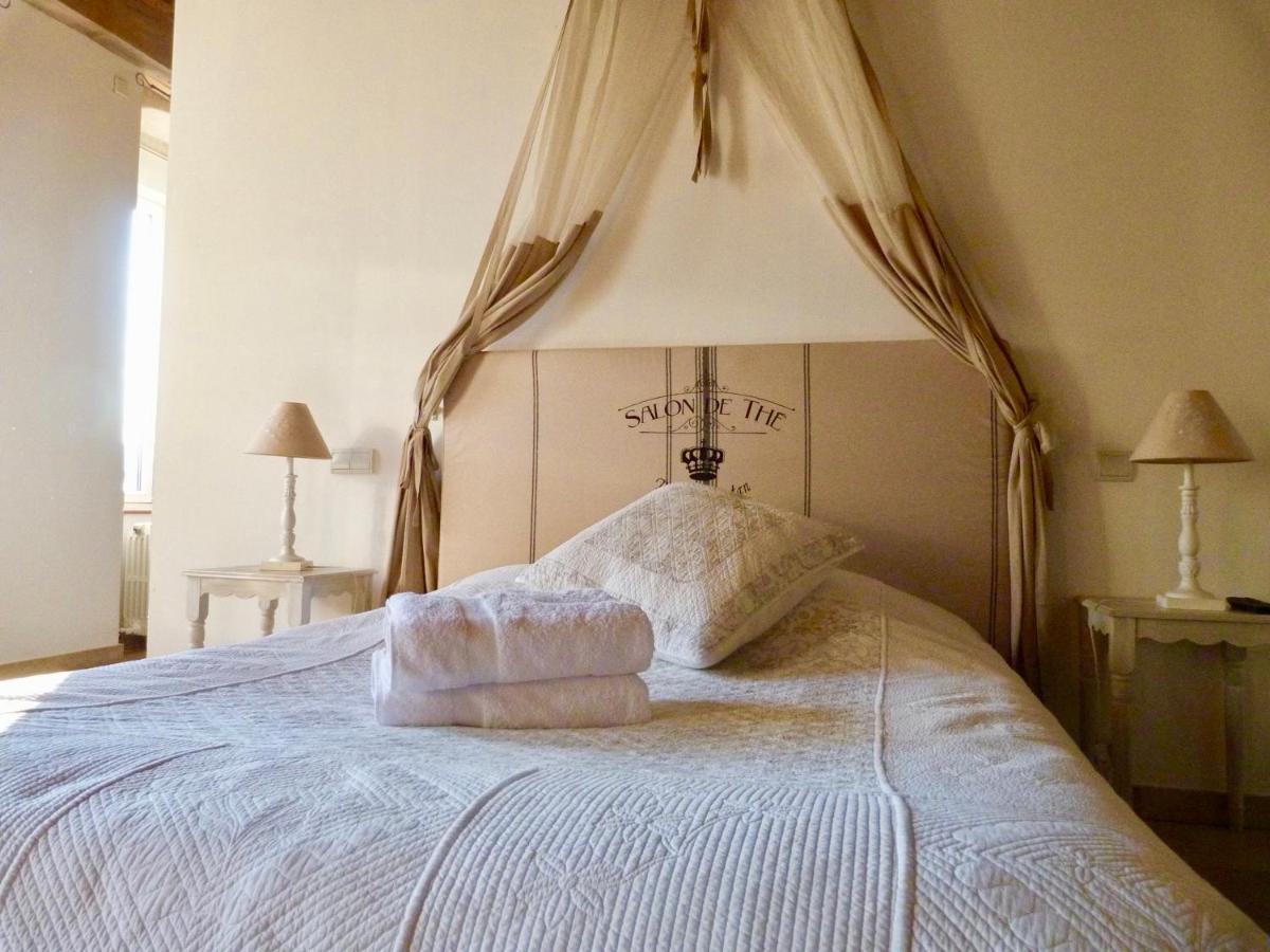 Domaine Du Manoir Panzió Les Avenières Kültér fotó
