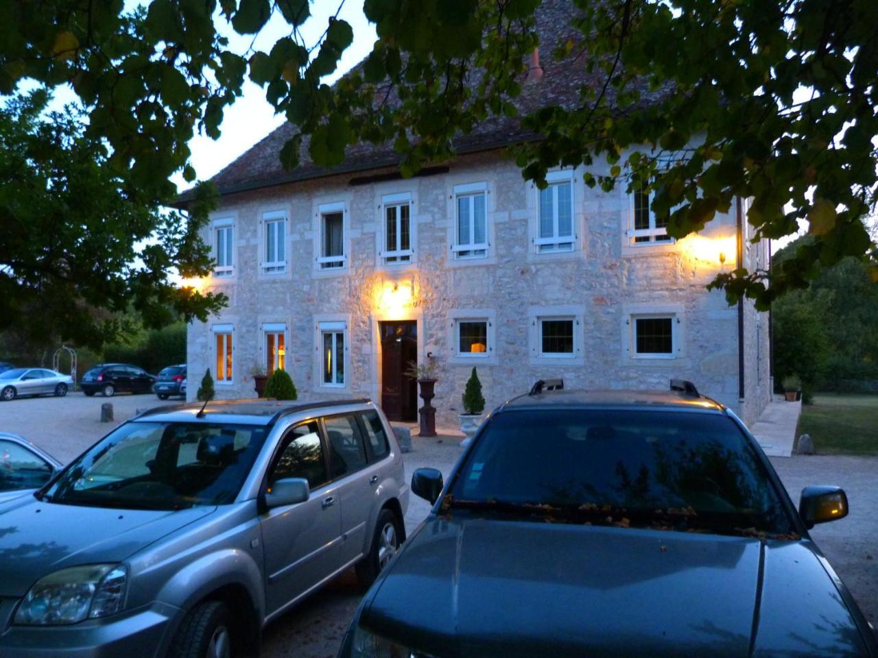 Domaine Du Manoir Panzió Les Avenières Kültér fotó